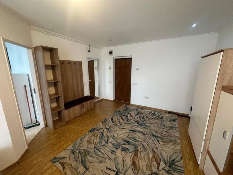 OPORTUNITATE!!!  se vinde apartament cu o camera zona Florilor - 1