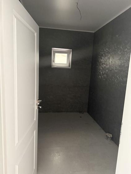 Proprietar, vand casa , regim de inaltime Parter, zona Damila ! - 3