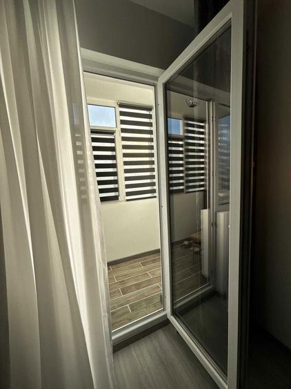Vand apartament 3 camere, etaj 3/4, exercitiu - 7