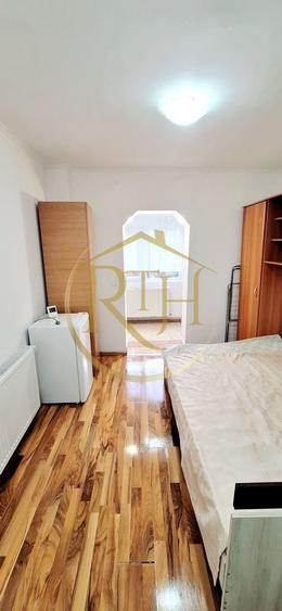 Oferim spre vanzare garsoniera,centrala proprie,zona Girocului, str. Salcamilor - 5