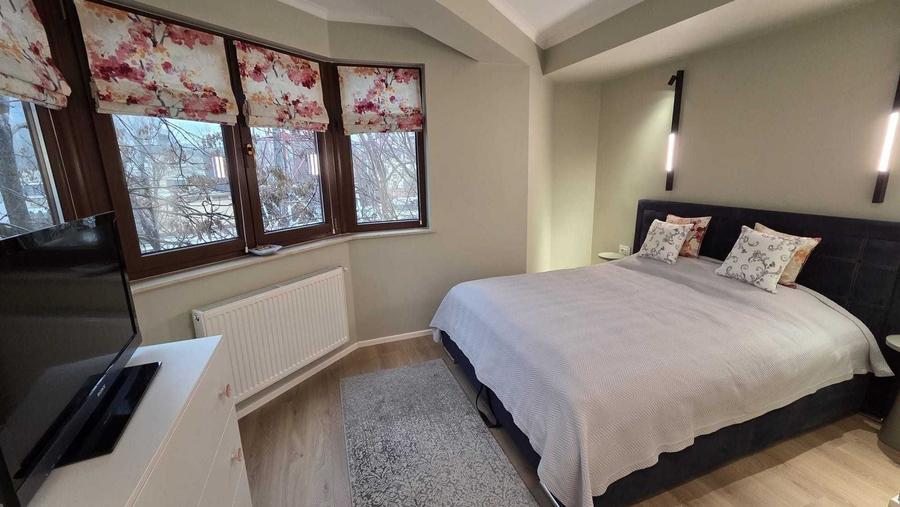 Apartament cu 2 camere decomandat, mobilat în Herăstrău — fotografia 3