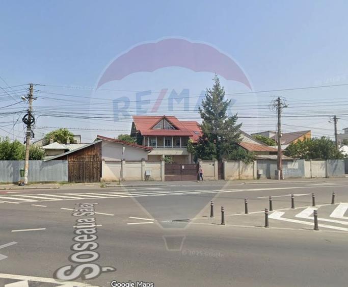 Casă / Vilă, 10 cam., potrivit azil batrani sau clinica - 2