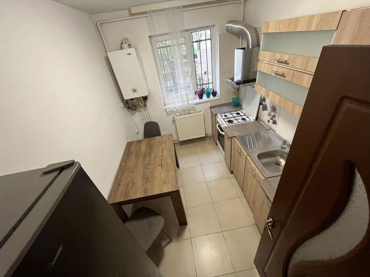 inchiriez apartament cu 2 camere - 4