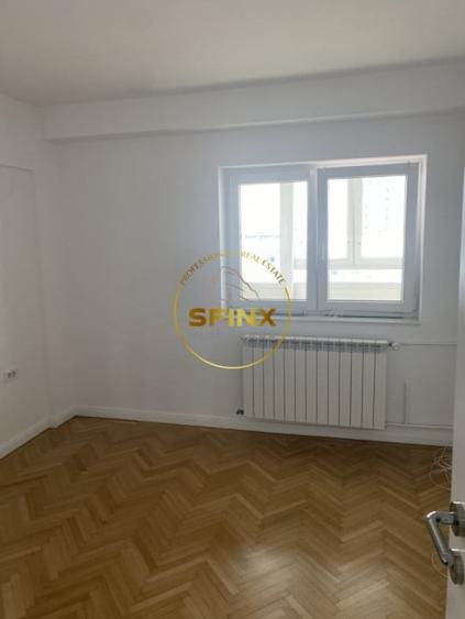 APARTAMENT DE 4 CAMERE DE INCHIRIAT- BLOCUL SCALA - 3