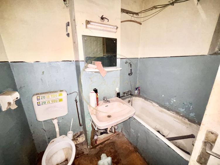 OCAZIE | Apartament 2 camere decomandat | NECESITA RENOVARE COMPLETA - 10