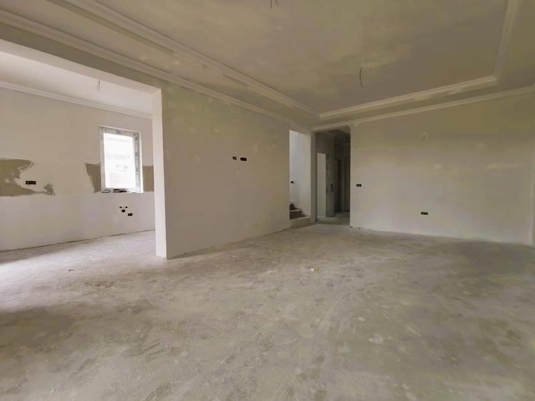 Sacalaz - Duplex(P+E) - Su:120mp - 3  minute de Timisoara - 3