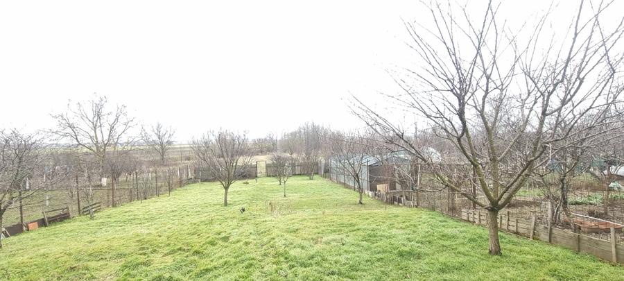 Imobil Demolabil - teren 2500 mp - 2