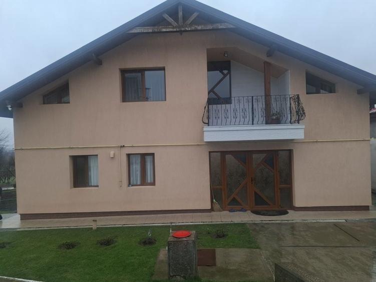 Vand casa in Husi - 3