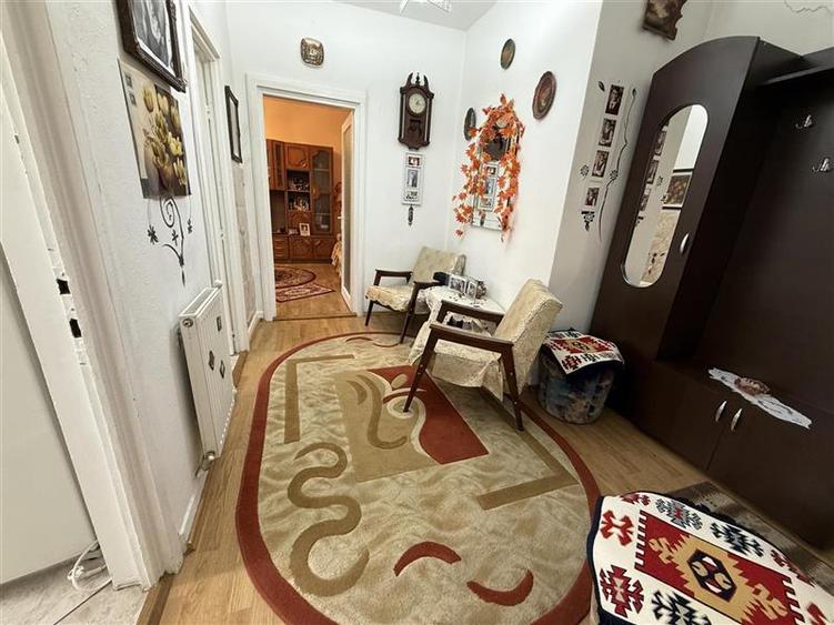 Aleea Parcului - etajul 1 - decomandat - 5