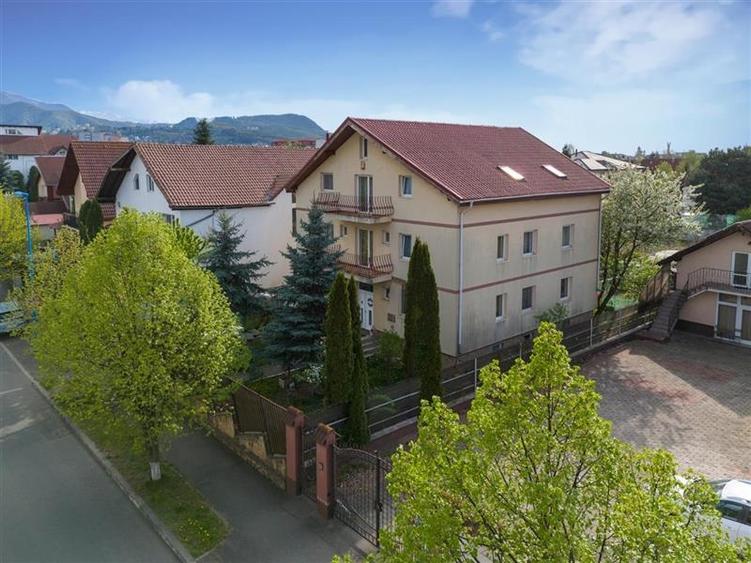 Vanzare Casa zona Tractorul, teren aferent 700 mp - 1