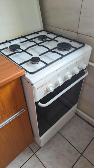 VANZARE GARSONIERA - 3