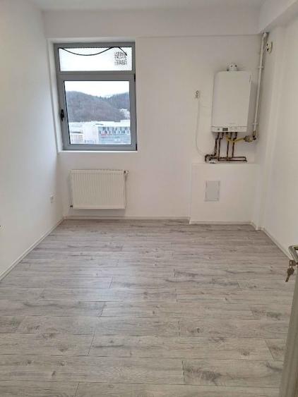 3 APARTAMENTE de vanzare in Brasov, Centrul Civic, mall AFI - 10