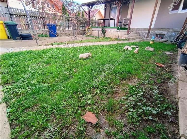 Casa spatioasa cu 5 camere 2 bai si pivnita in Sibiu zona Selimbar - 3