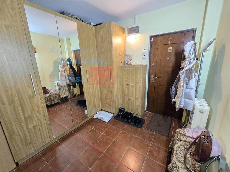 Apartament 3 camere Tătărași str. Ciurchi - 8
