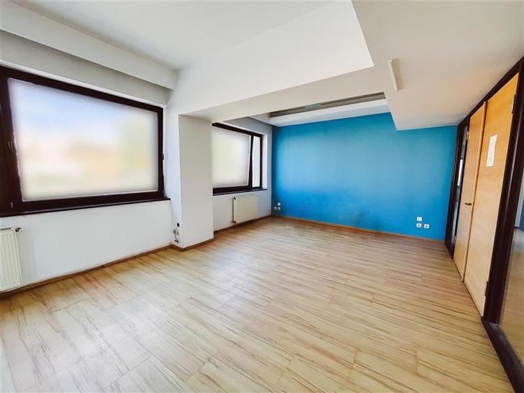 Hala Zona Republicii - 12