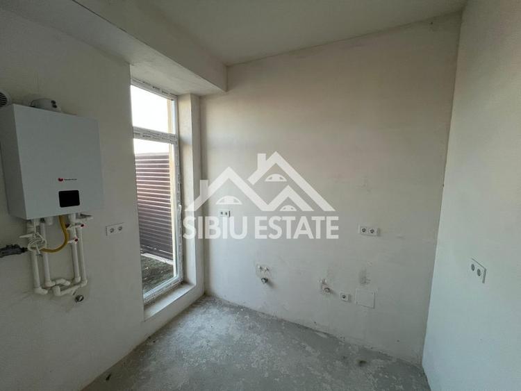 Garsonieră de vânzare , Zona Henry Coandă, Sibiu, 2 locuri de parcare - 3