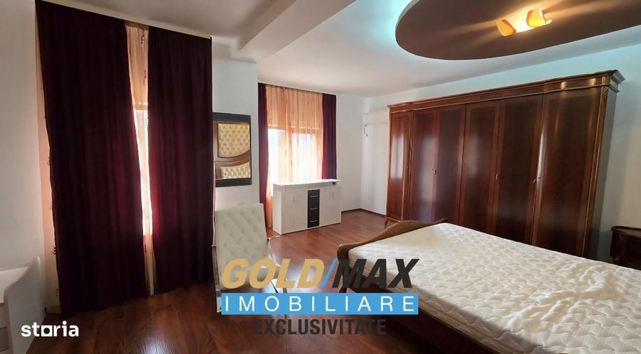 Casă cu 4 camere în Câmpului