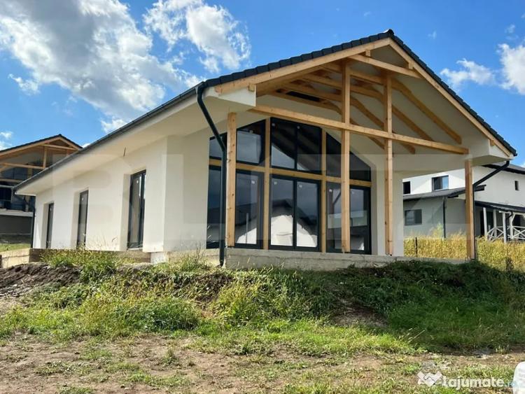 Casa Ultramoderna pe un singur nivel in Livezeni - 2