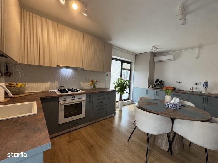 Apartament cu 4 camere în Central