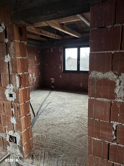 Casă cu 3 camere cu Teren 624 Mp în Tileagd