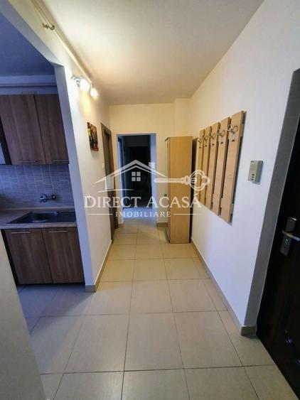 Apartament cu 3 camere decomandat în Tudor