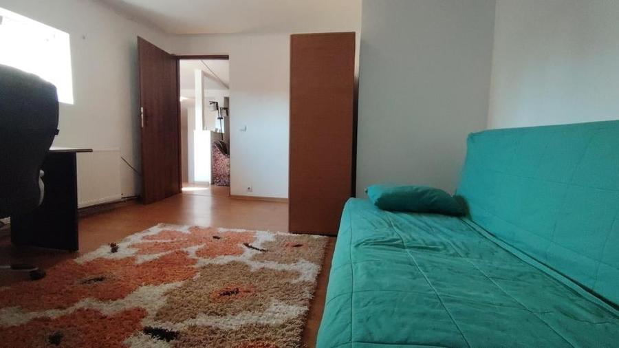 Apartament cu 4 camere în Parcul Carol