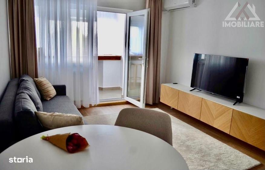 Apartament cu 3 camere decomandat în Ultracentral