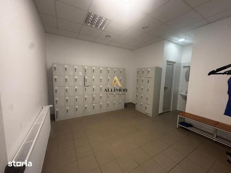 Spațiu comercial, de 1,800 mp, în Ariceștii Rahtivani