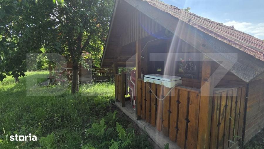 Casă cu 4 camere cu Teren 1000 Mp în Stremț