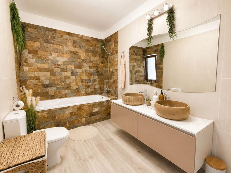 Duplex cu 4 camere cu Canalizare în Florești