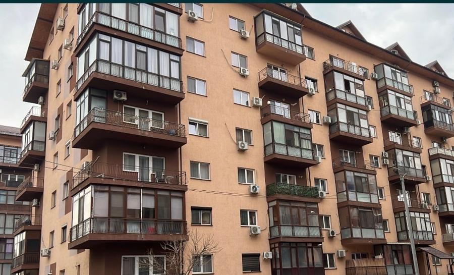 Apartament cu 2 camere semidecomandat în Militari