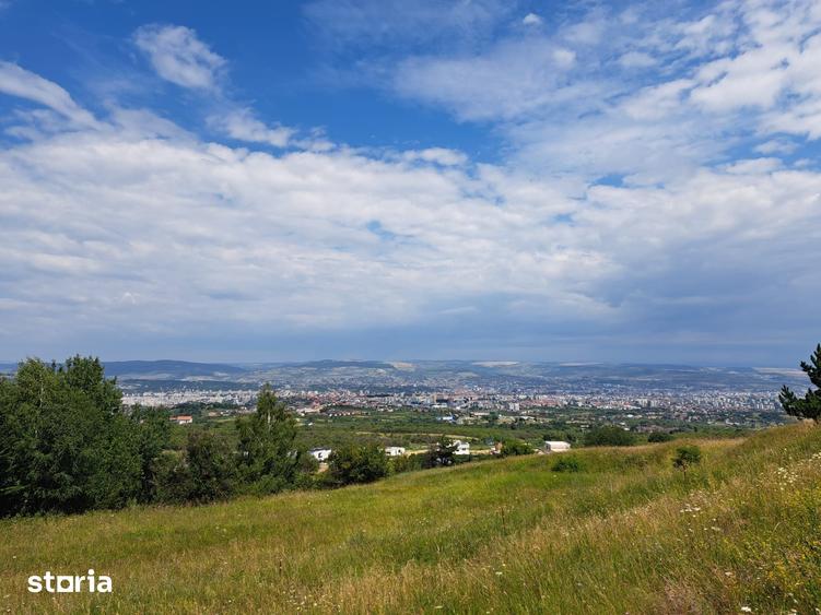 Teren de 4000 mp, în Feleacu