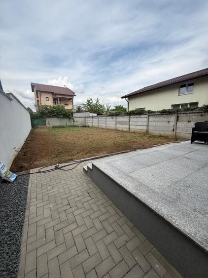 Casă individuală cu 4 camere cu Canalizare în Blejoi