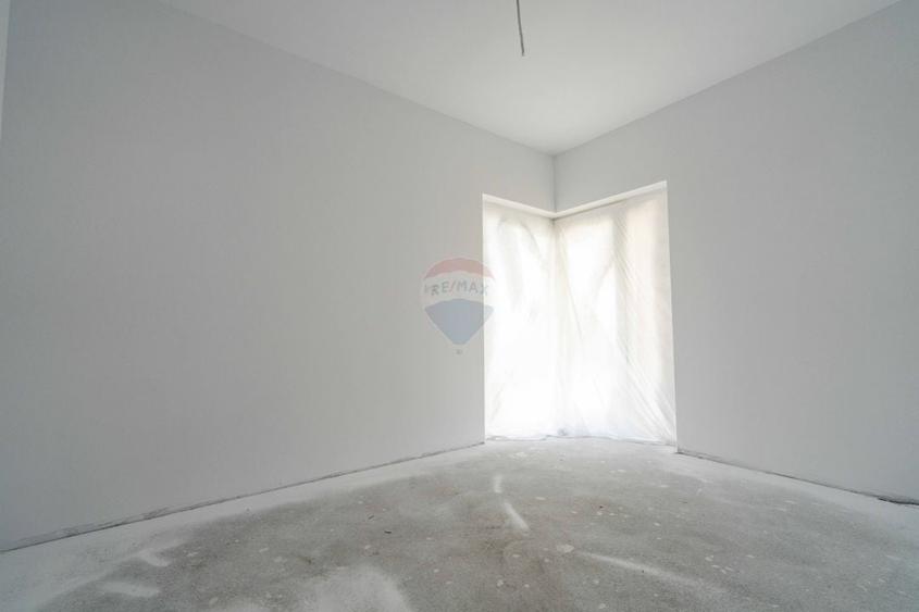 Duplex cu 4 camere cu Teren 400 Mp în Dealuri Oradea