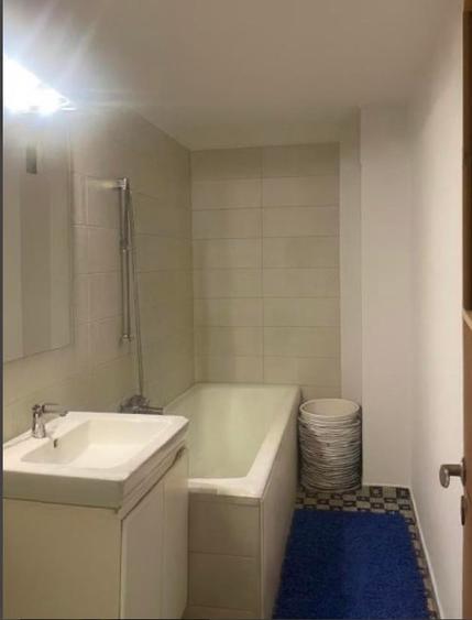 Apartament cu 4 camere decomandat în 13 Septembrie