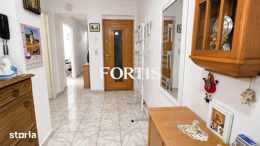 Apartament de vanzare 65mp utili in Fagaras, zona 1 Decembrie - 2