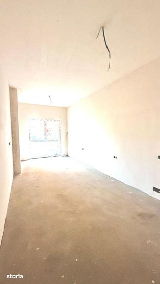 Apartament cu 4 camere în Florești