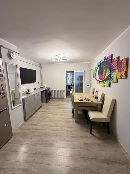 Apartament cu 2 camere decomandat în Ostroveni