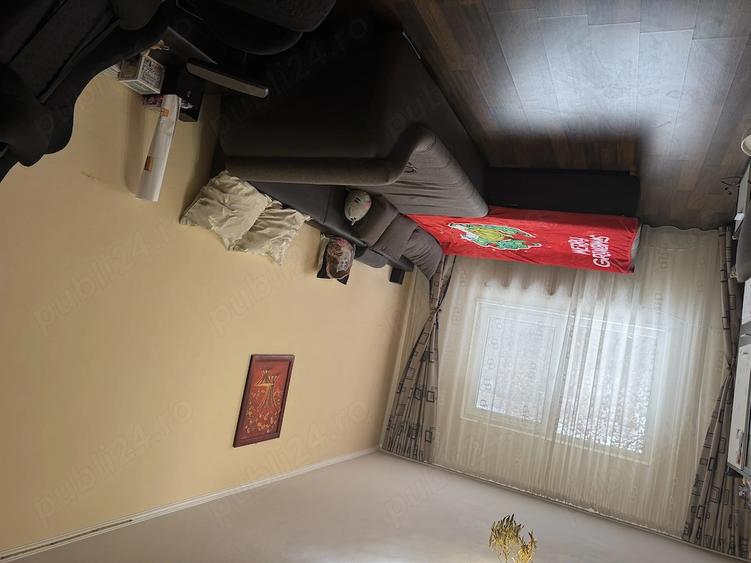 Apartament cu 3 camere decomandat în Ostroveni
