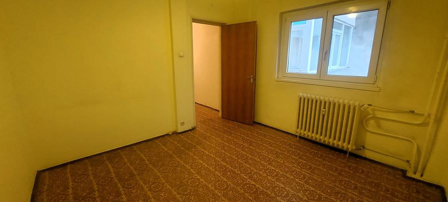 Apartament cu 2 camere decomandat în Iancului