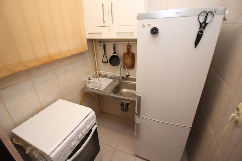 Garsonieră semidecomandată în Titan