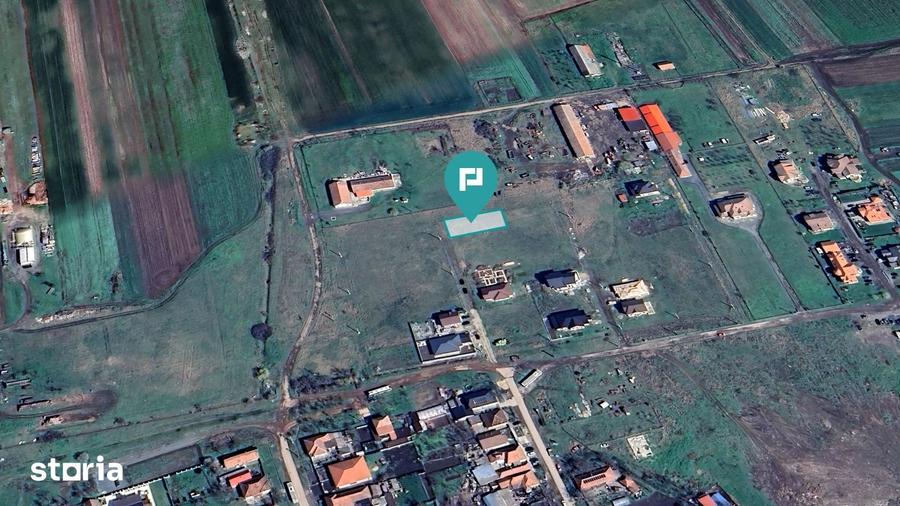 Teren de 512 mp, în Livada