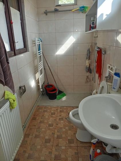 Casă în Strejnicu