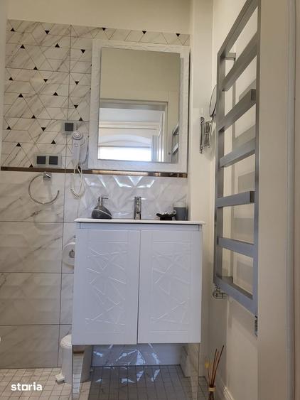 Apartament cu 4 camere în Central