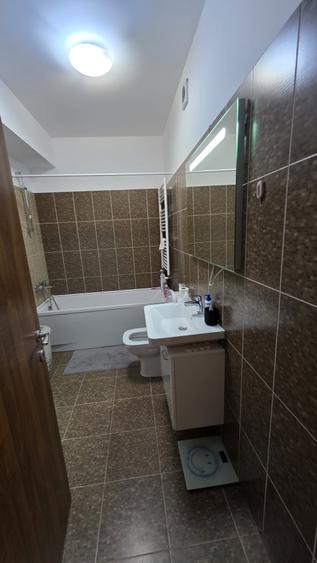 Apartament cu 2 camere decomandat, mobilat în Unirii