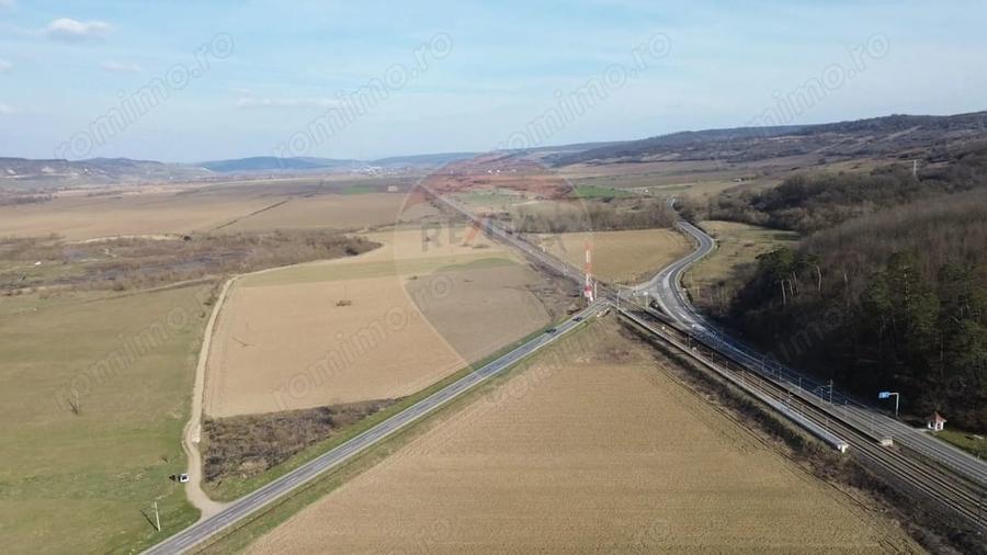 Teren de 19319 mp, în Hoghilag
