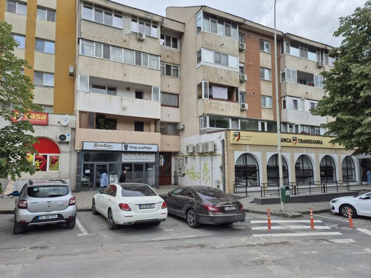 Spațiu comercial, 88 mp în Central