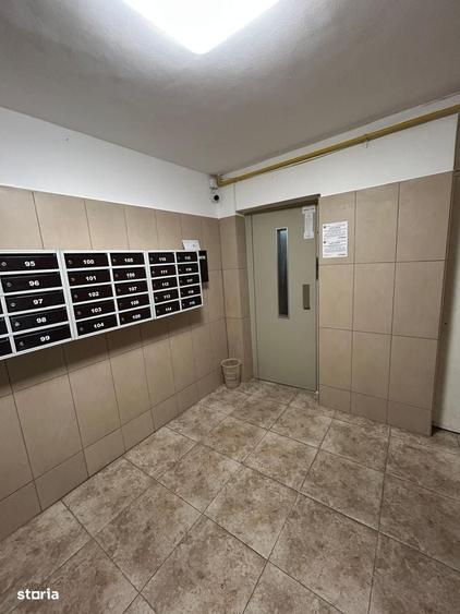 Apartament cu 3 camere decomandat în Titulescu