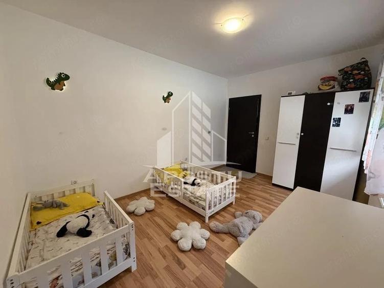 Apartament cu 3 camere de vanzare , Cu gradina , Sanandrei - 4