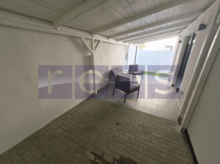 Duplex cu 5 camere cu Canalizare în Theodor Pallady